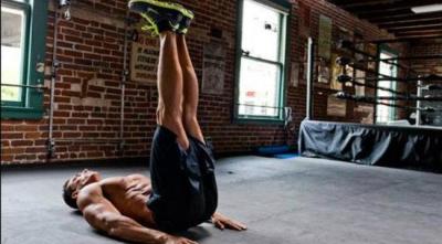 Fitness Drive Leg Raise